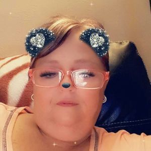 Meet your Posher, Esther